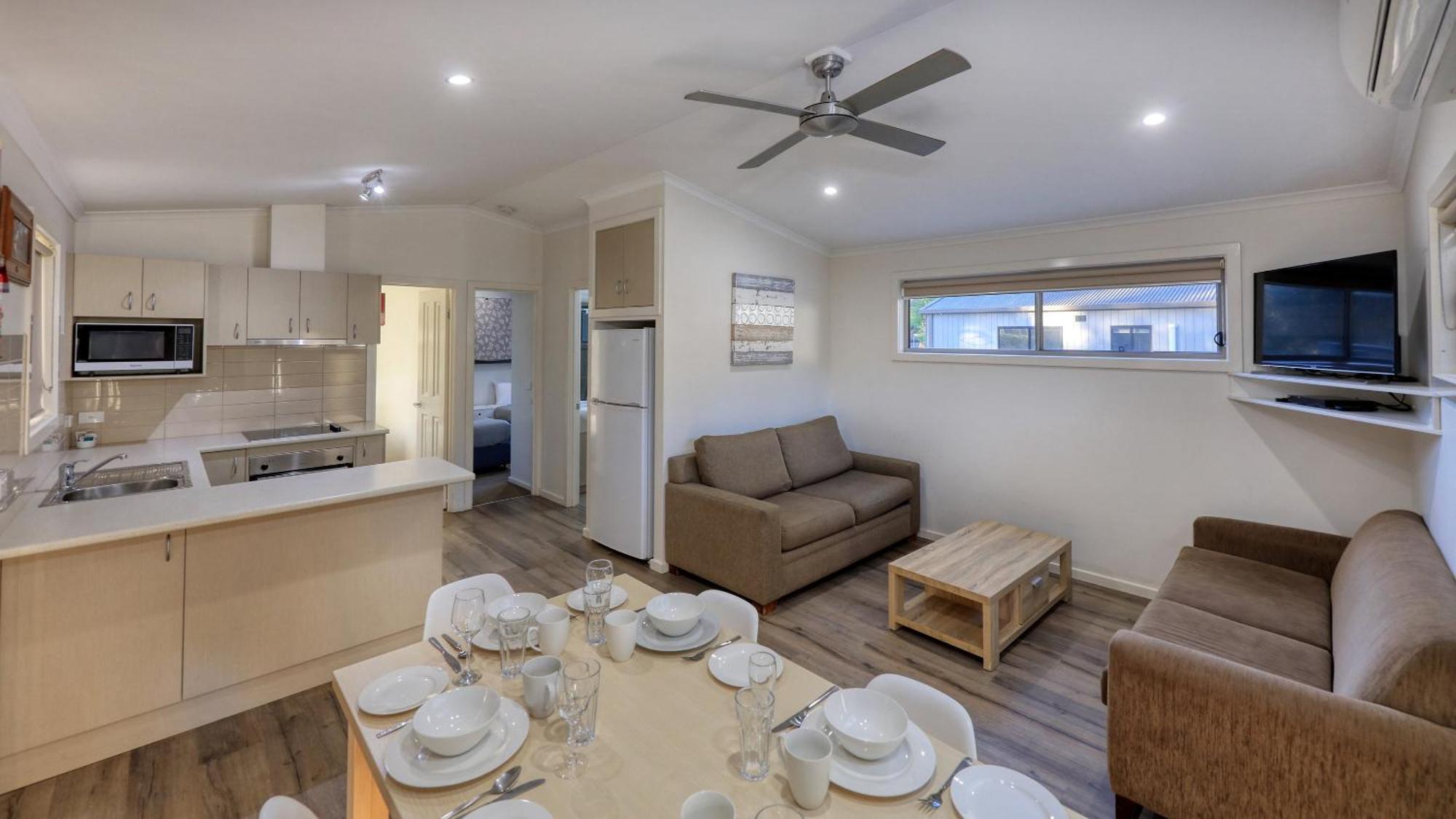 Deniliquin Riverside Caravan Park Exterior foto