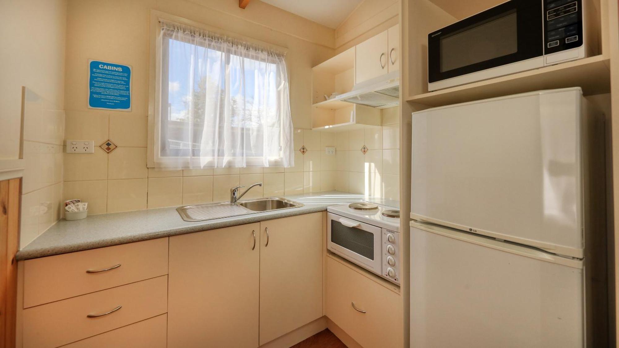Deniliquin Riverside Caravan Park Exterior foto